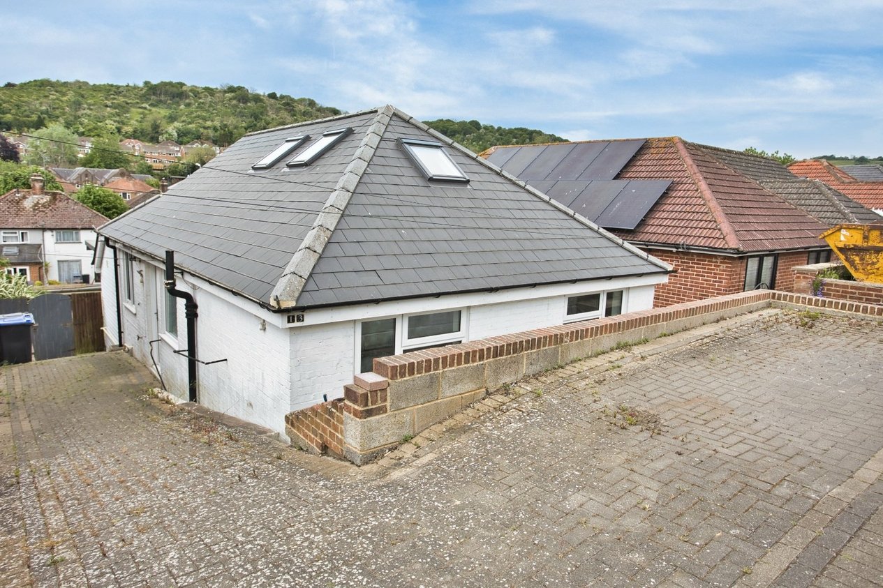 Properties For Sale in Queens Avenue Dover