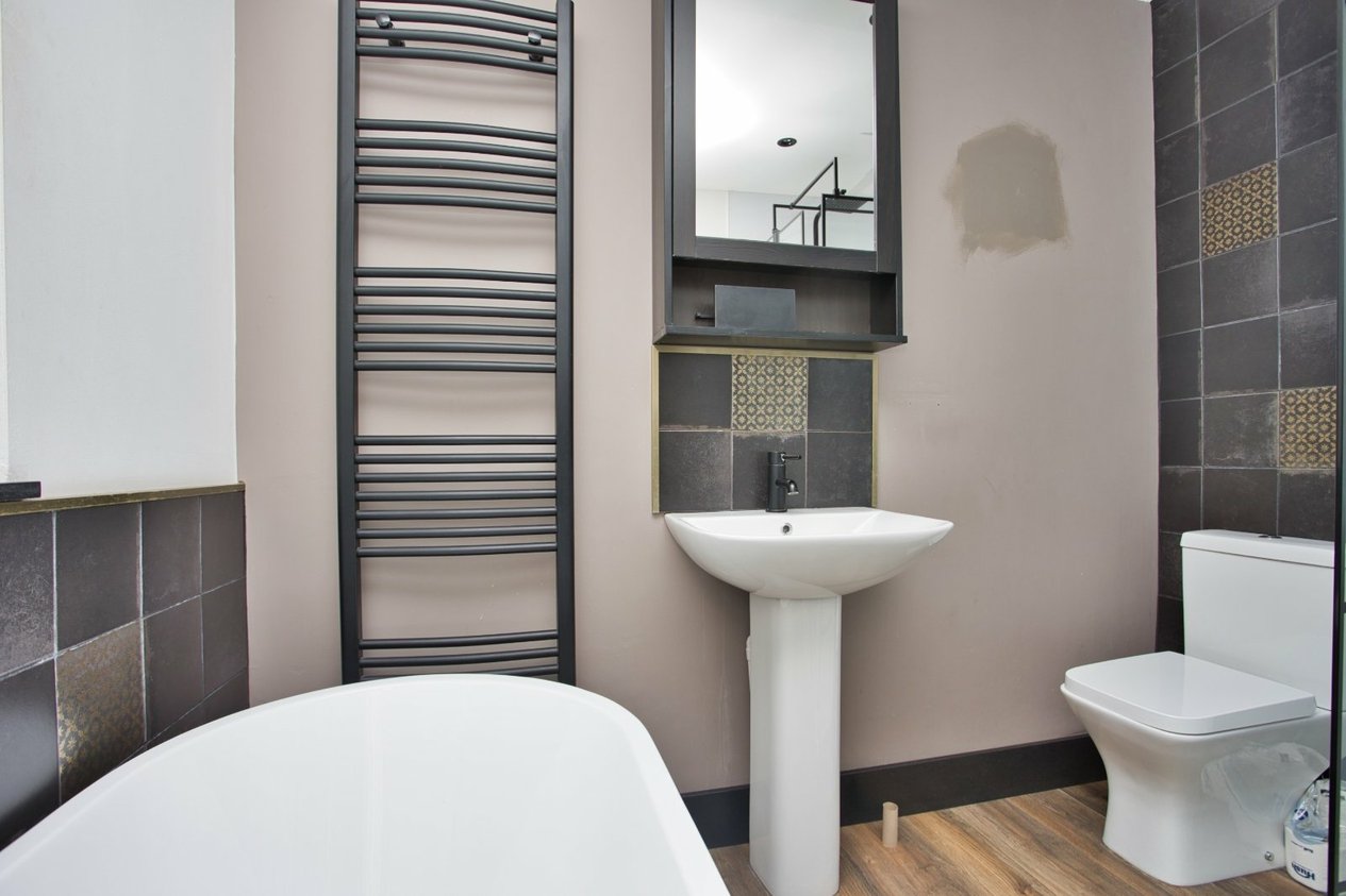 Properties For Sale in Queens Avenue Dover