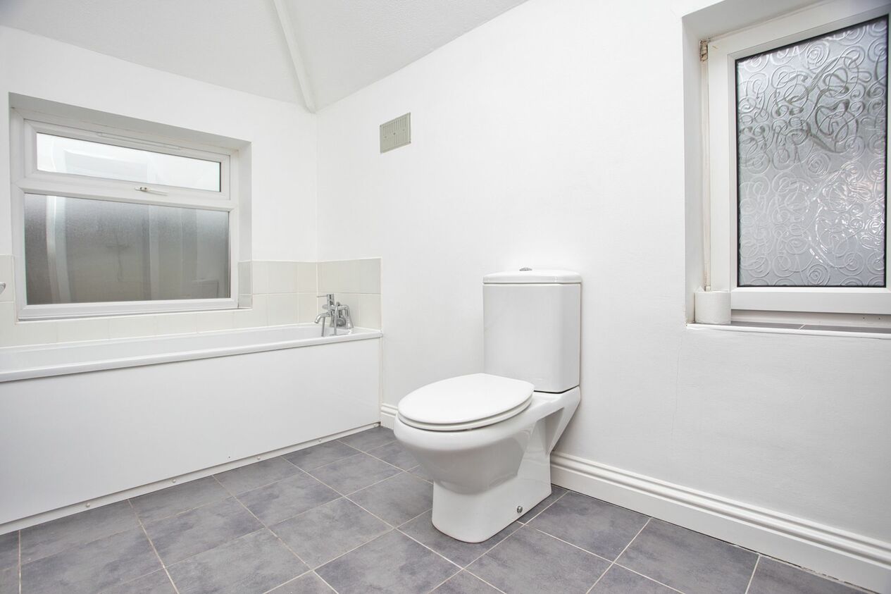 Properties For Sale in Queens Avenue  Dover