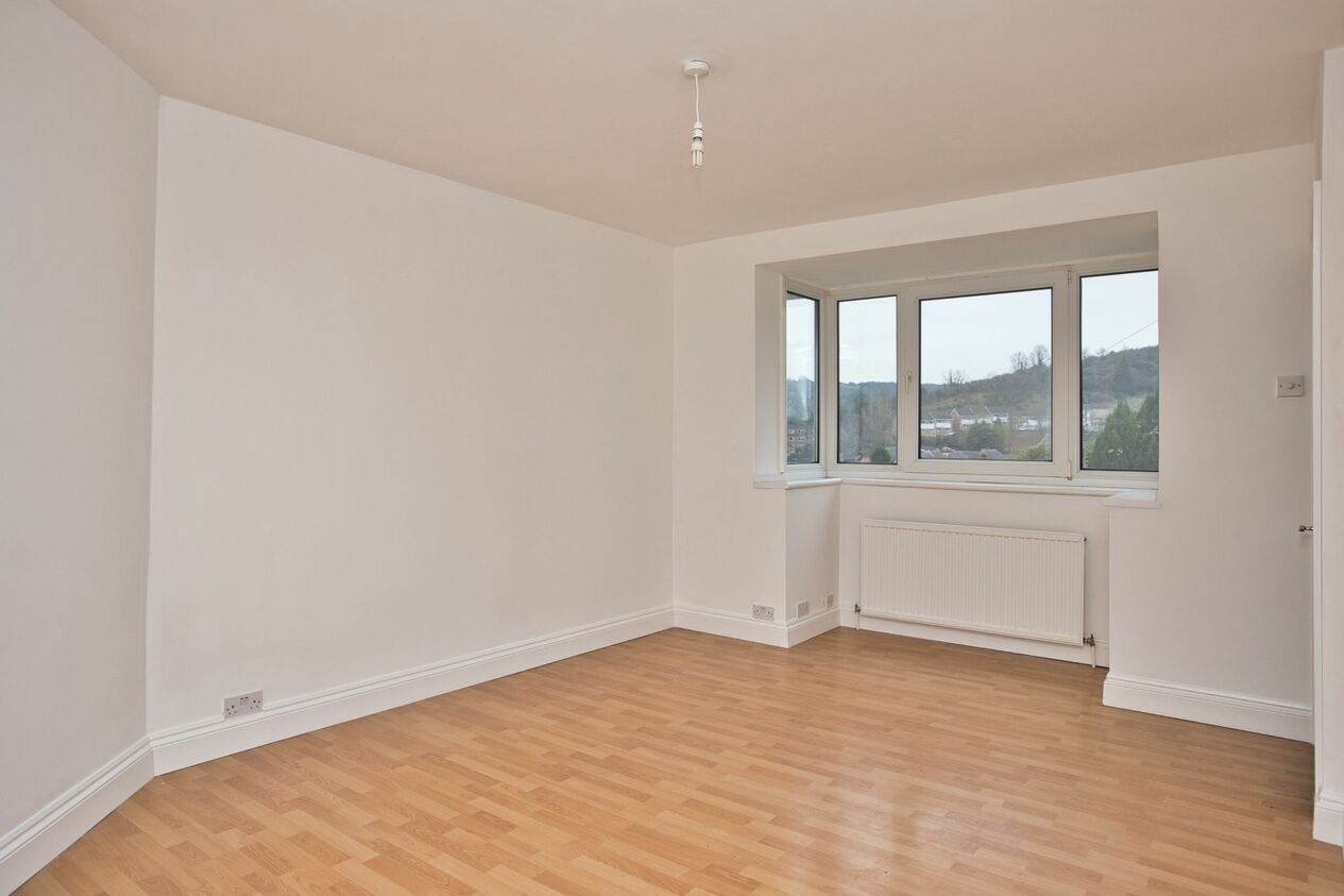 Properties For Sale in Queens Avenue  Dover