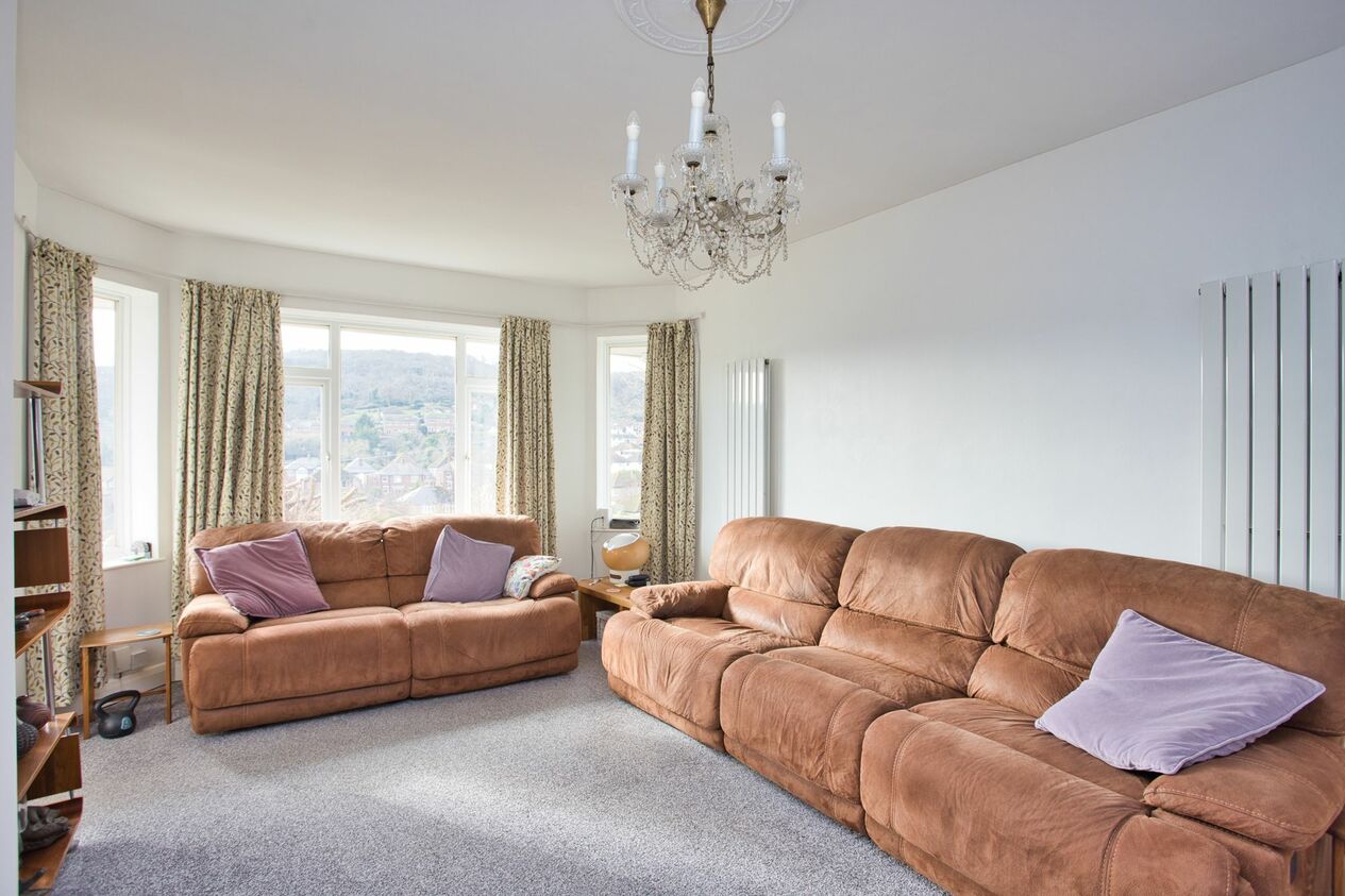 Properties For Sale in Queens Avenue  Dover