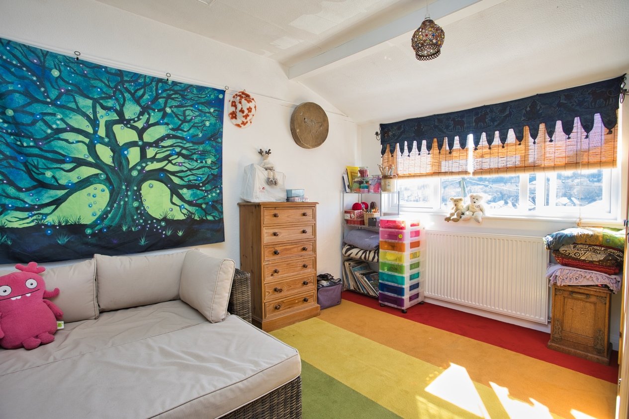 Properties For Sale in Queens Avenue Dover