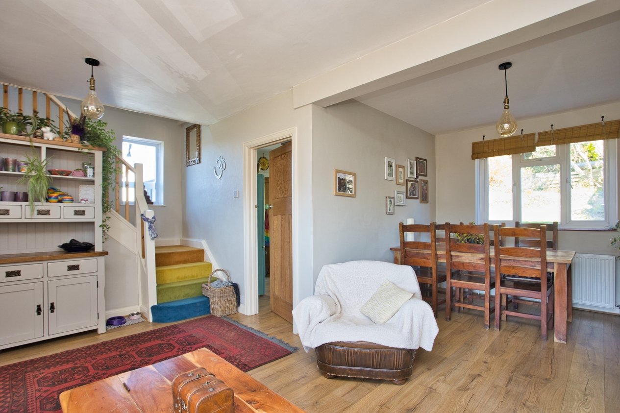 Properties For Sale in Queens Avenue Dover