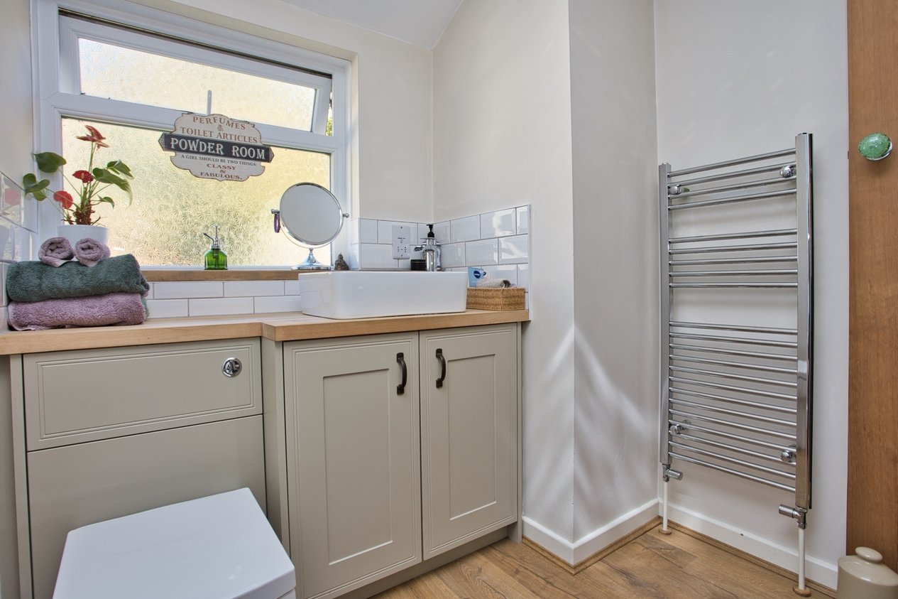 Properties For Sale in Queens Avenue Dover