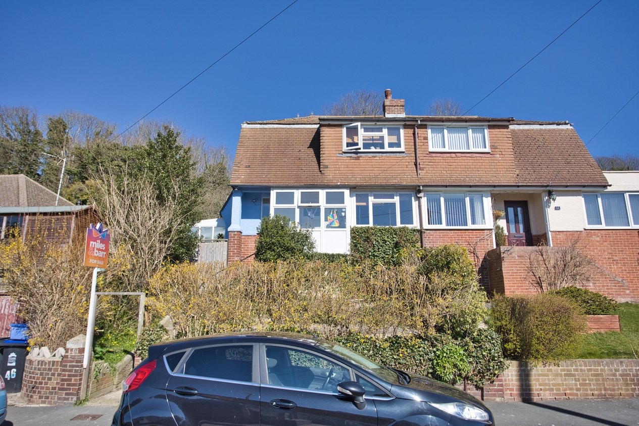 Properties For Sale in Queens Avenue Dover