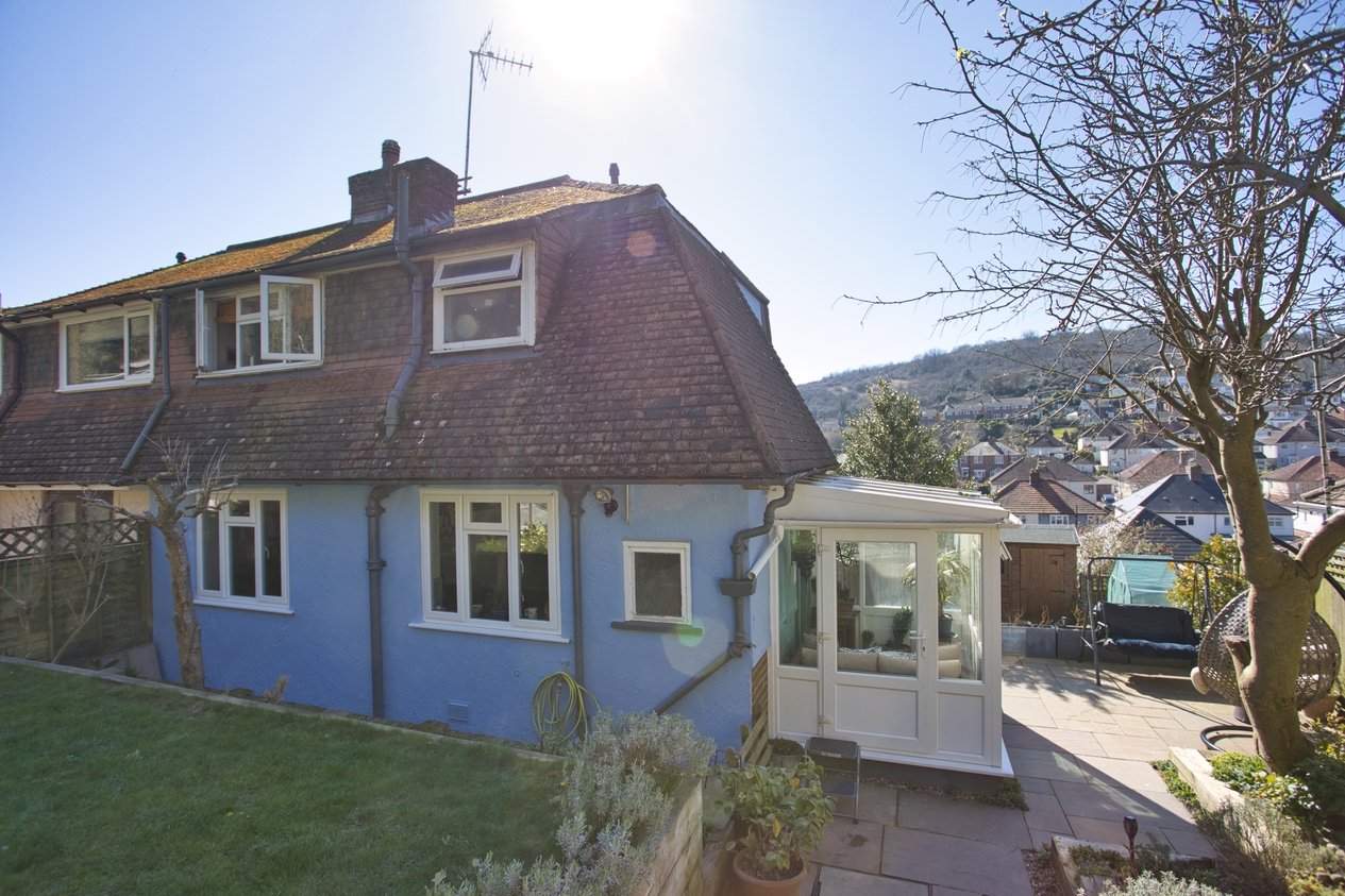 Properties For Sale in Queens Avenue Dover