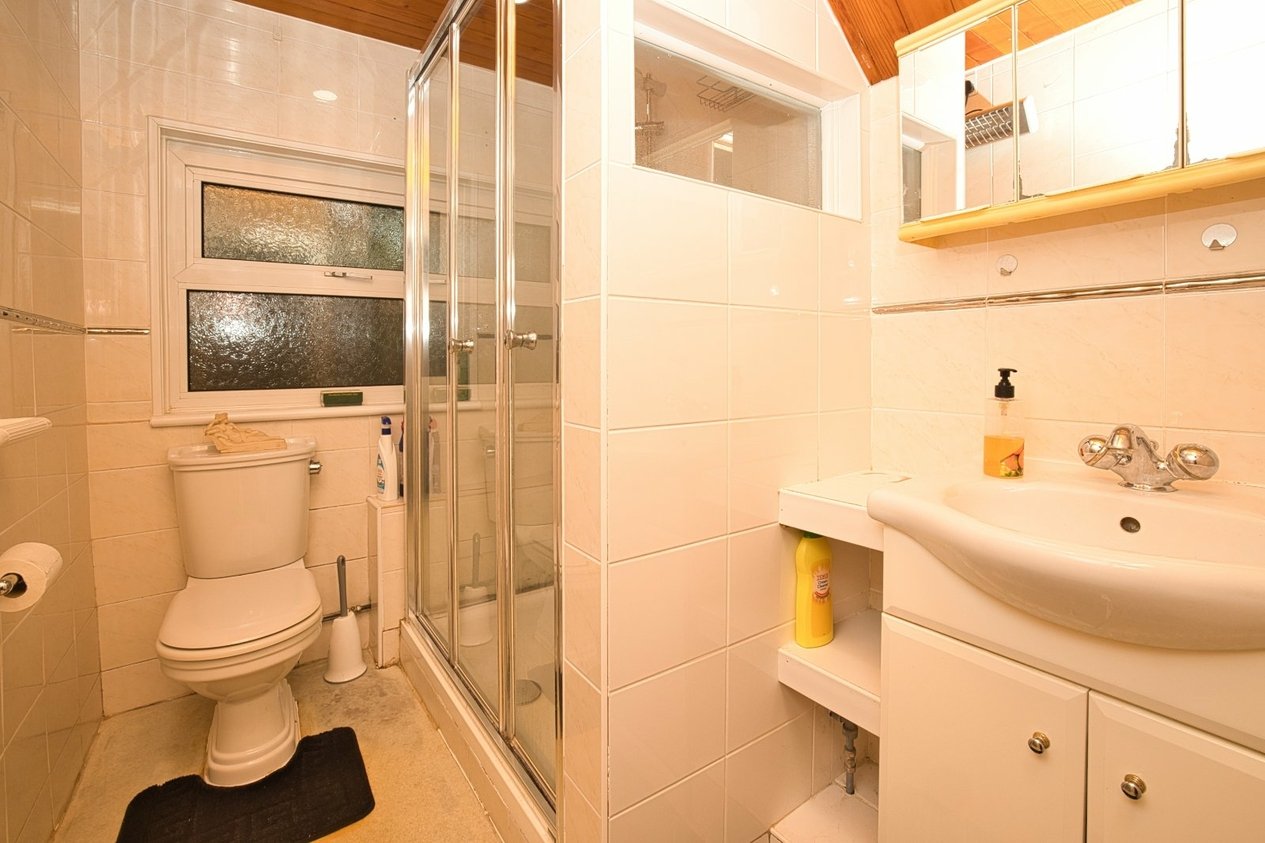 Properties Under Offer in Queens Gate Road Ramsgate