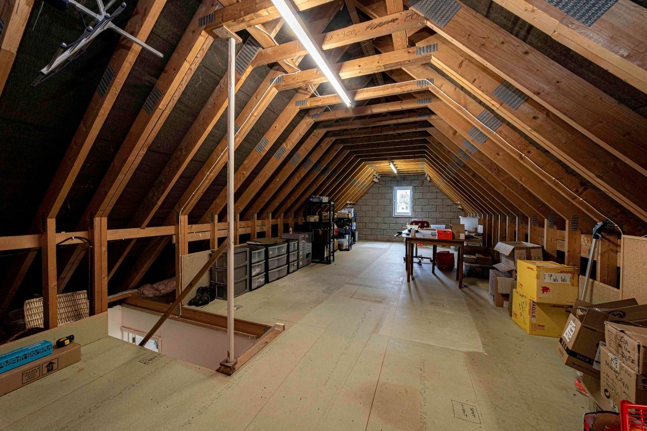 Chalet Bungalow Detached for sale in Queens Road,Littlestone, New