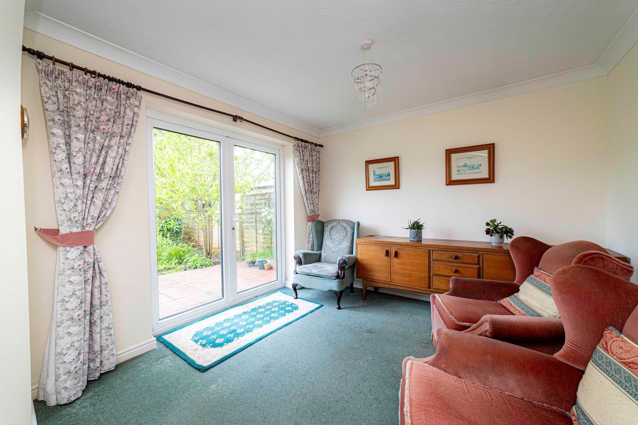 Chalet Bungalow Detached for sale in Queens Road,Littlestone, New