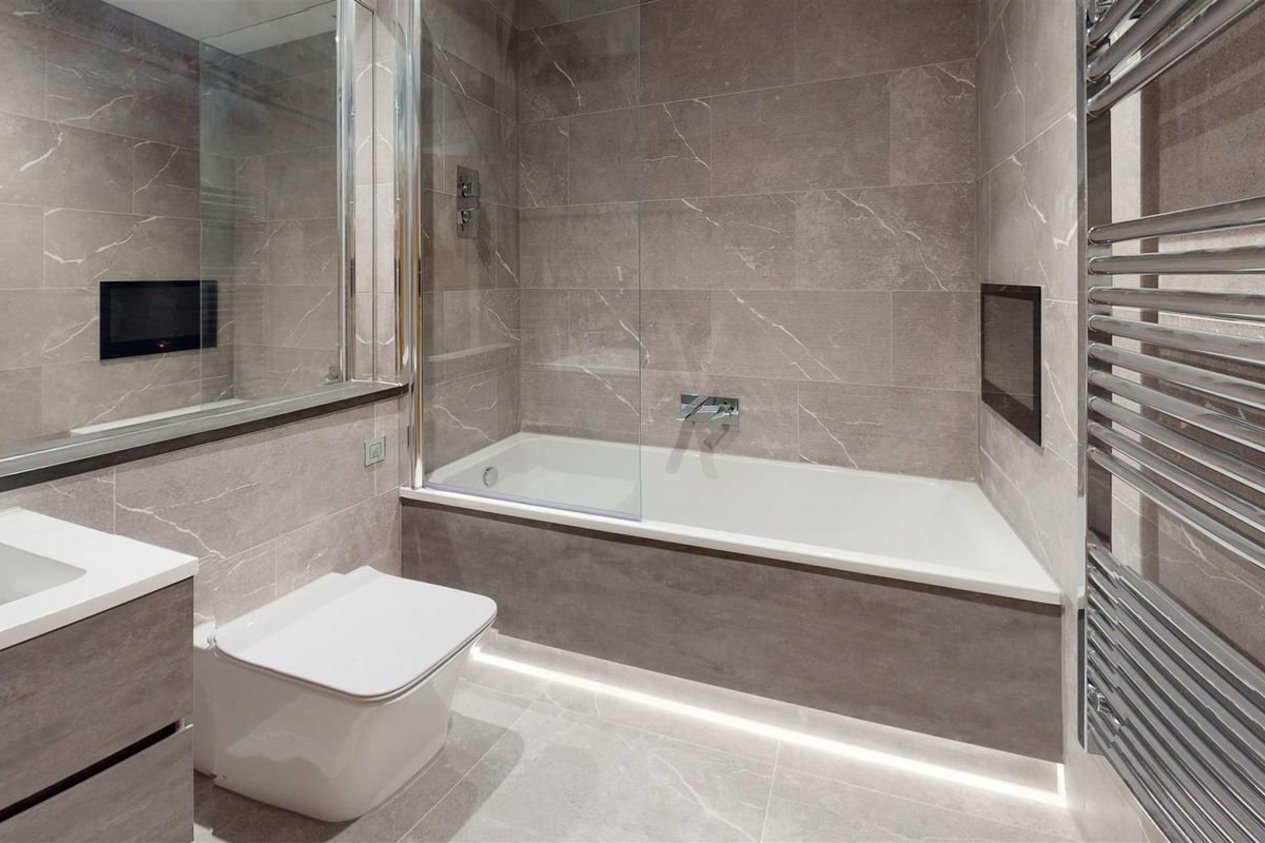 Properties Under Offer in Queensbridge Drive Cavendish Street