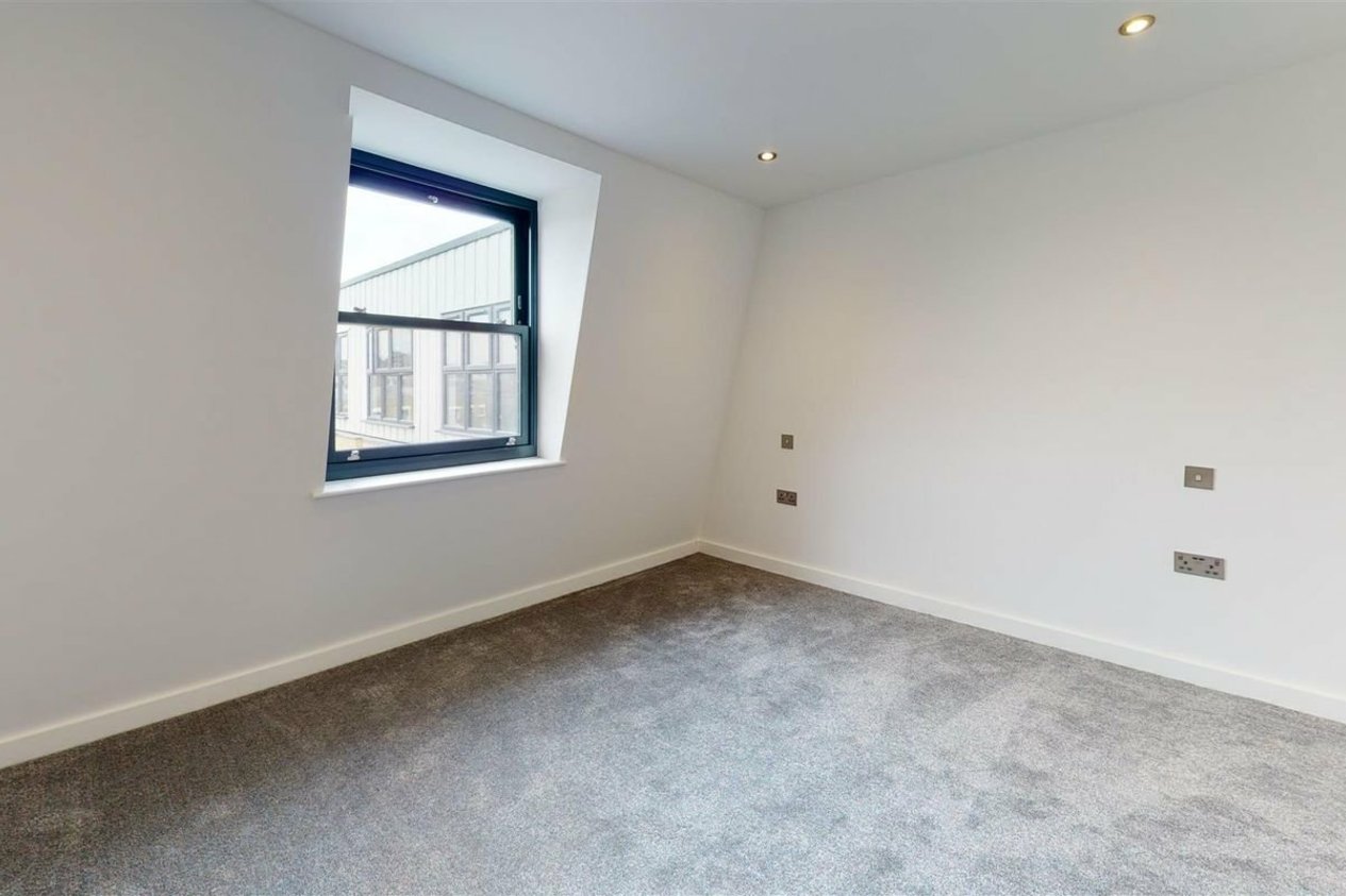 Properties Under Offer in Queensbridge Drive Cavendish Street