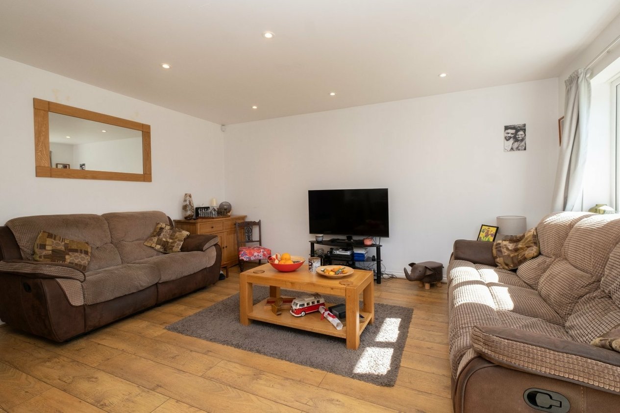 Properties For Sale in Quinneys Place Swalecliffe