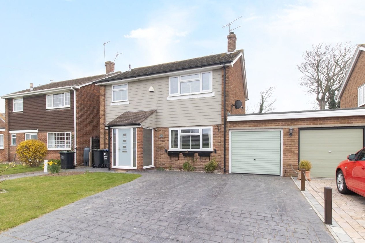 Properties Sold Subject To Contract in Radley Close 