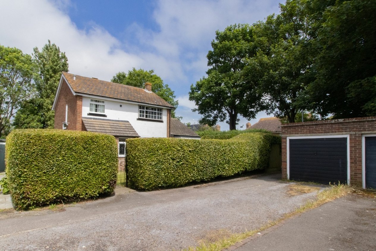 Properties For Sale in Radley Close  Broadstairs