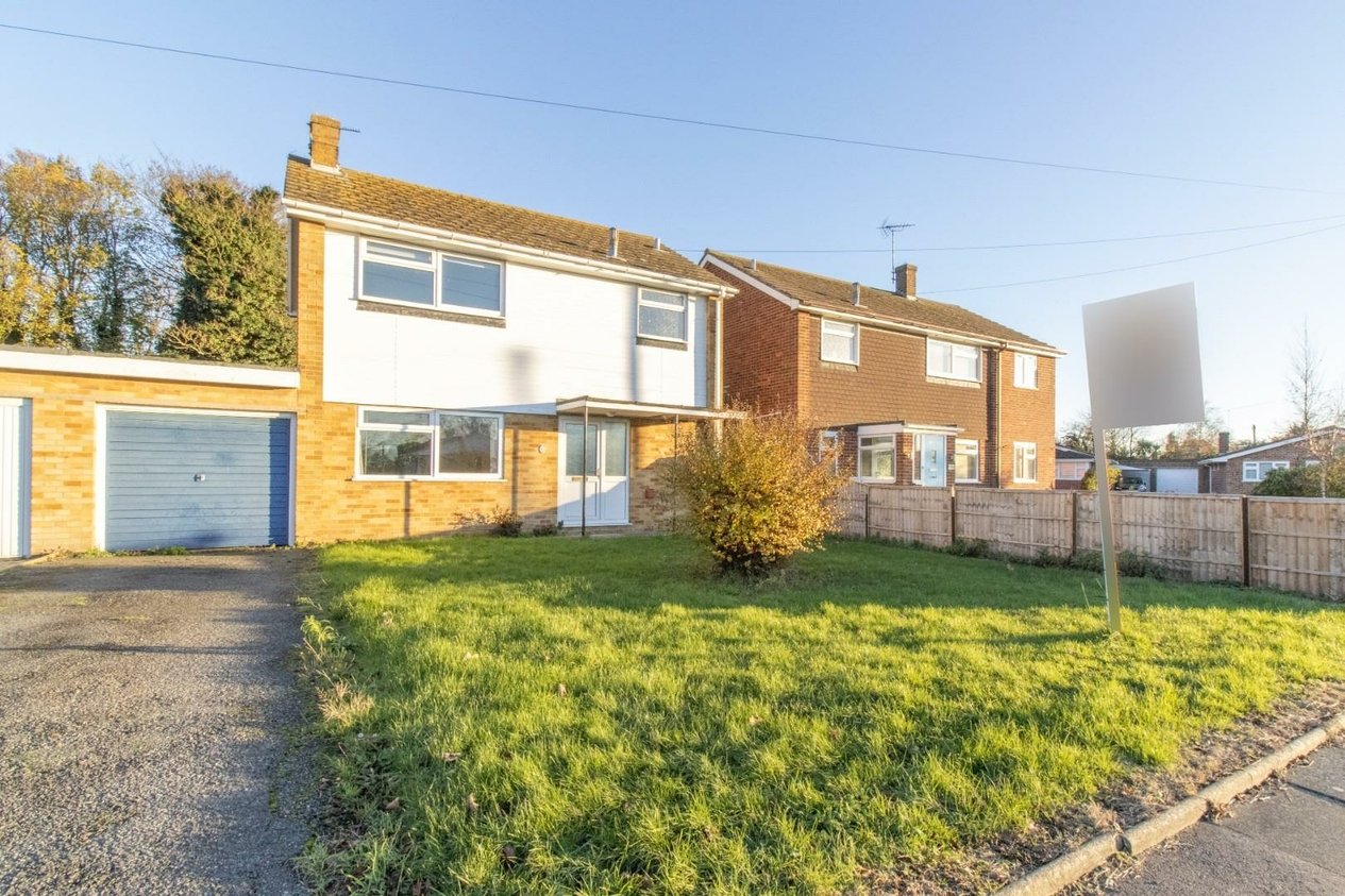 Properties Under Offer in Radley Close Broadstairs