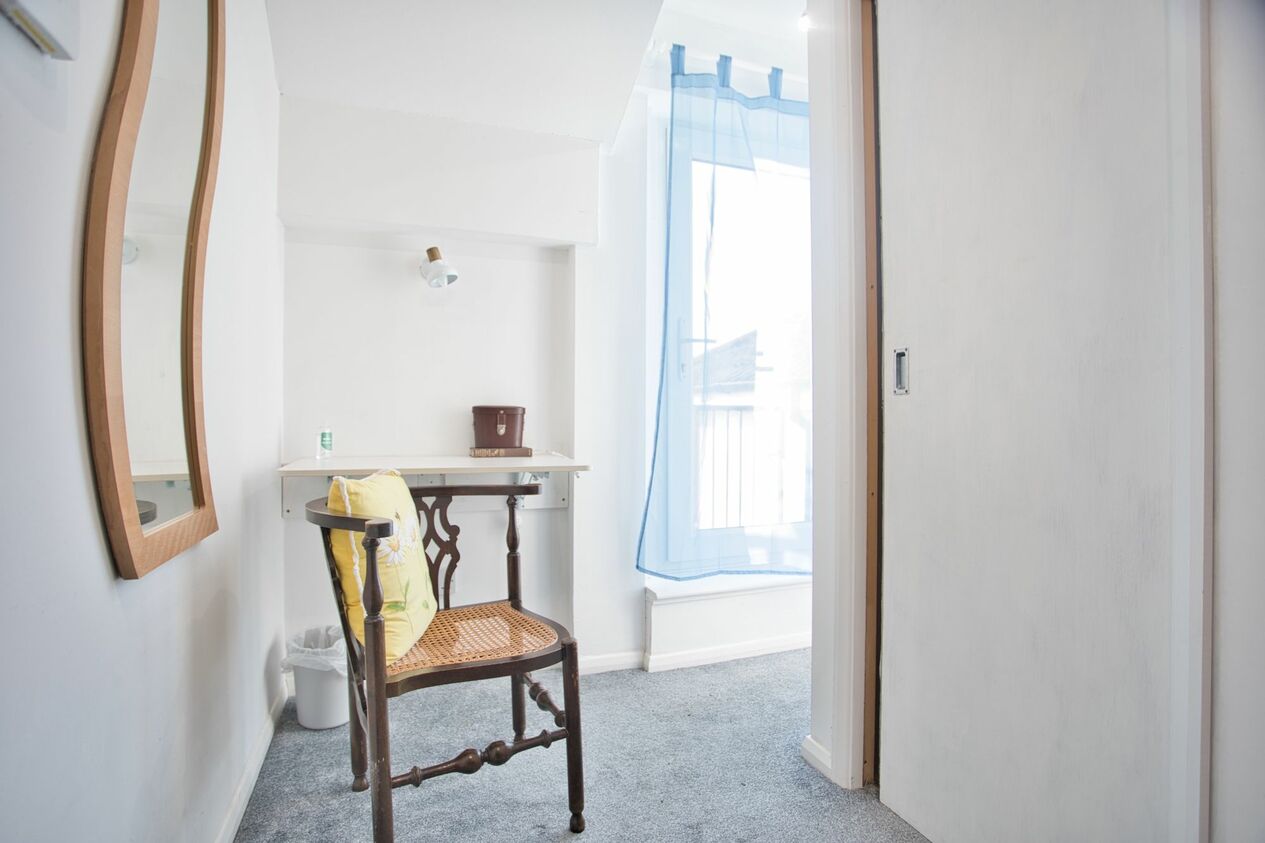 Properties For Sale in Radnor Bridge Road  Eastcliffe Heights Radnor Bridge Road