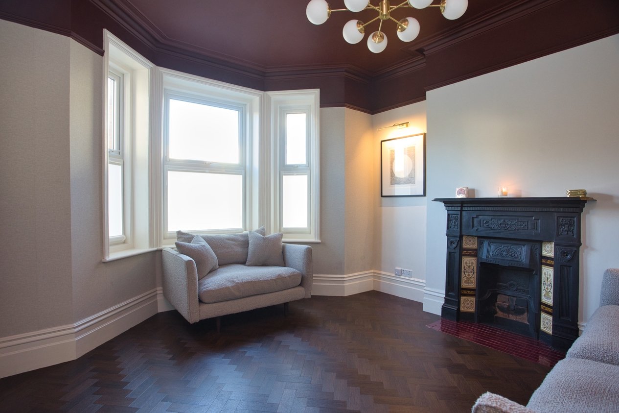 Properties Under Offer in Radnor Bridge Road Folkestone