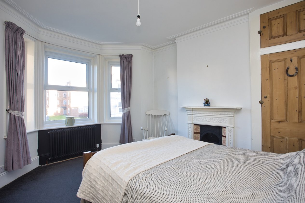 Properties Under Offer in Radnor Bridge Road Folkestone