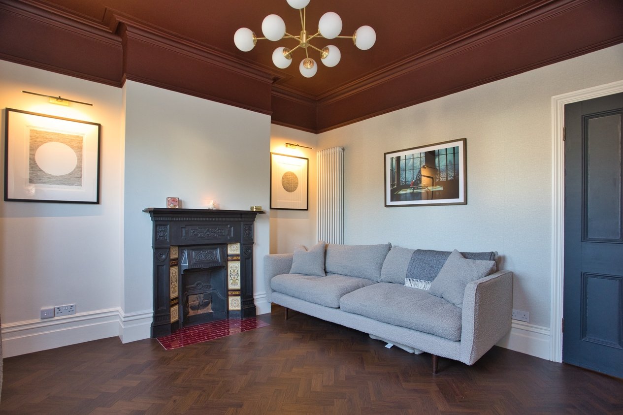 Properties Under Offer in Radnor Bridge Road Folkestone