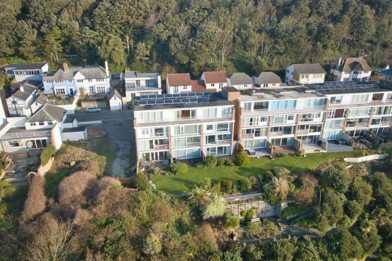 Properties For Sale in Radnor Cliff Folkestone