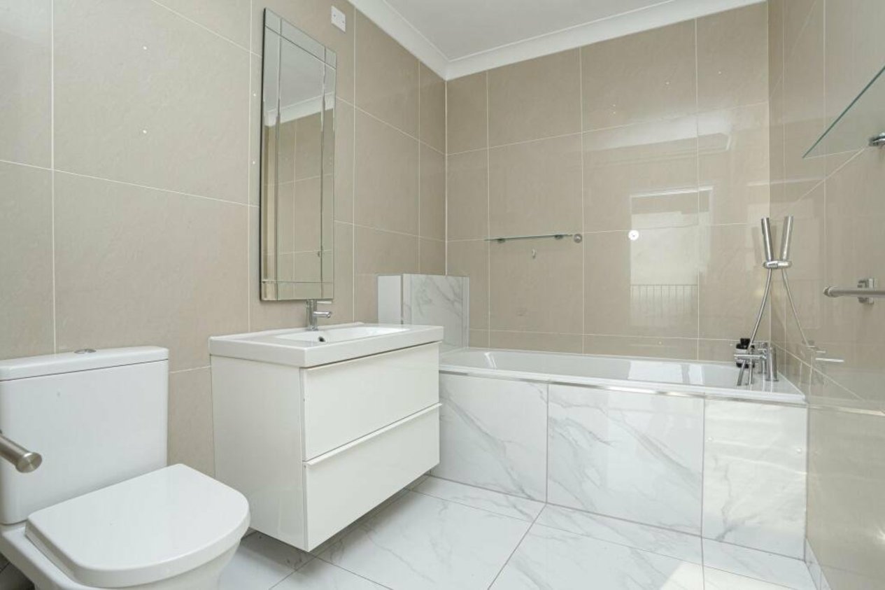 Properties For Sale in Radnor Cliff Folkestone