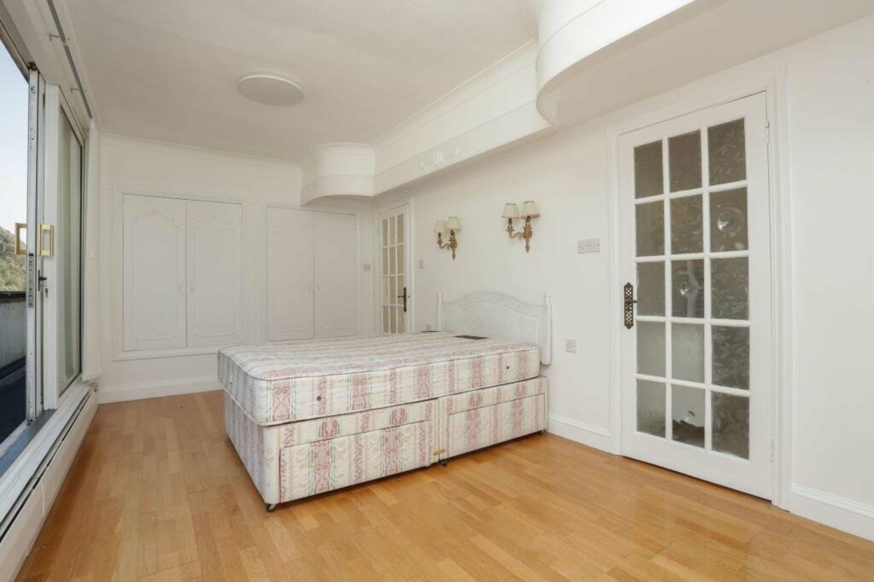 Properties For Sale in Radnor Cliff Folkestone