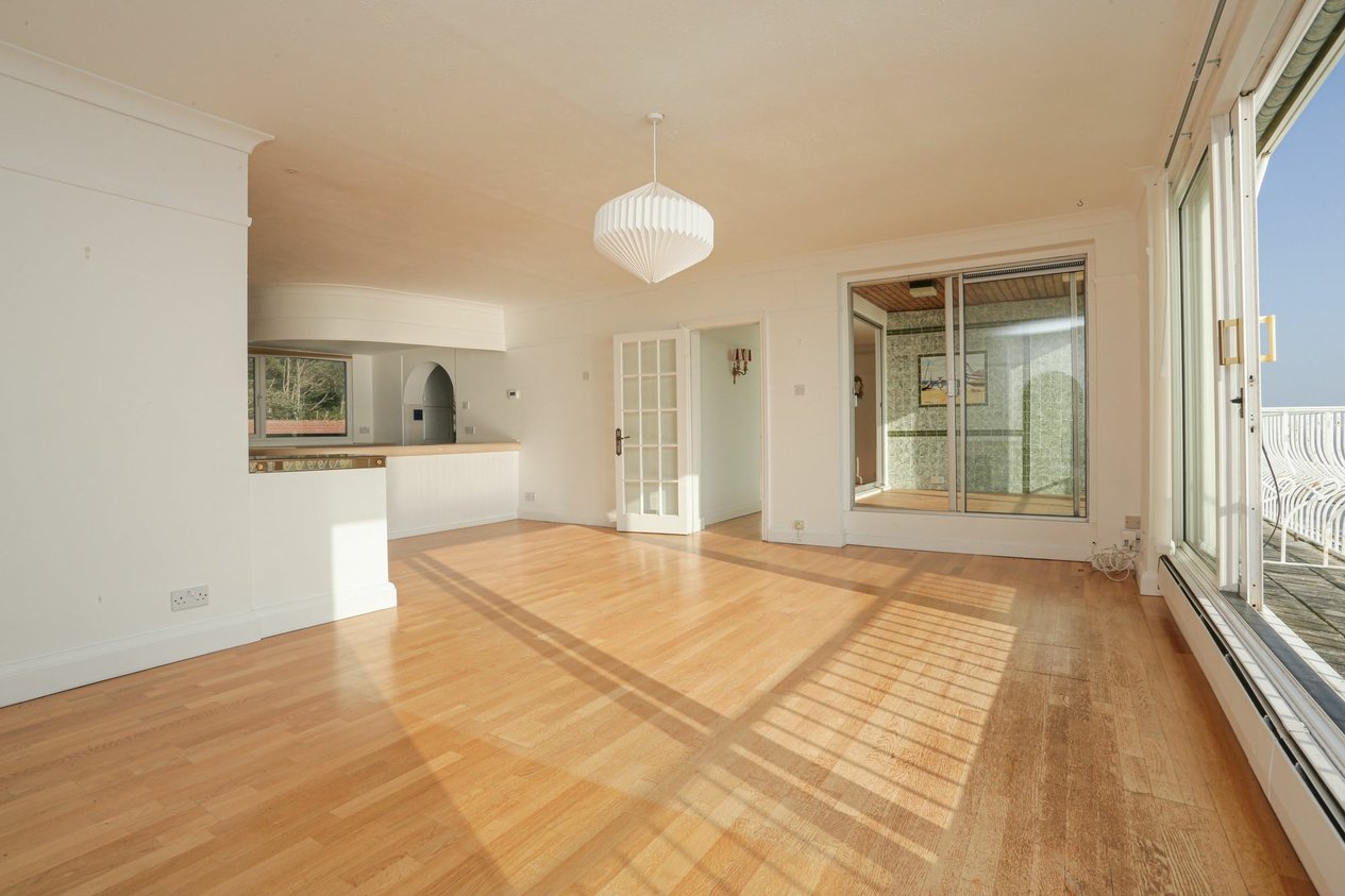 Properties For Sale in Radnor Cliff  Folkestone