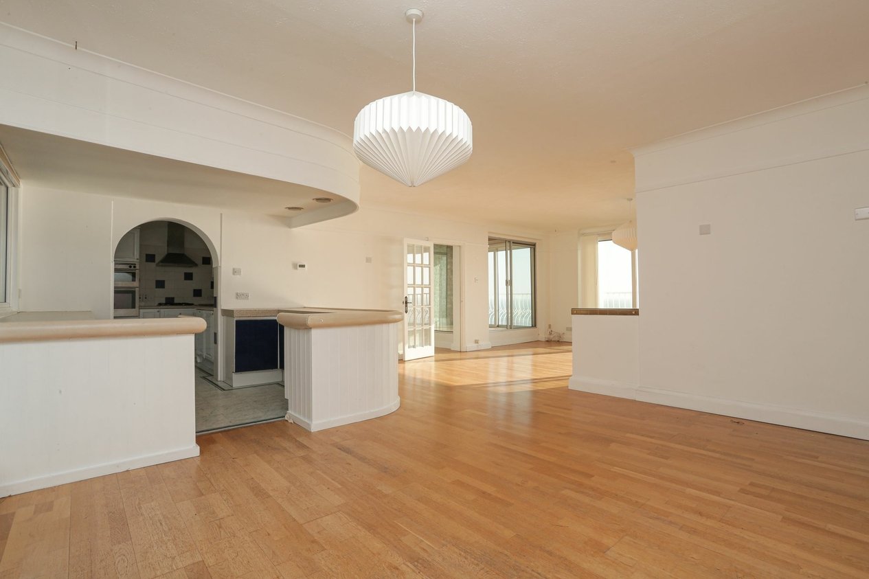 Properties For Sale in Radnor Cliff  Folkestone