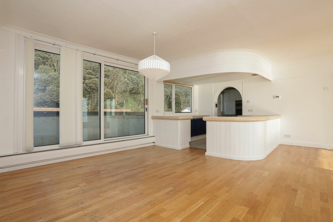 Properties For Sale in Radnor Cliff  Folkestone