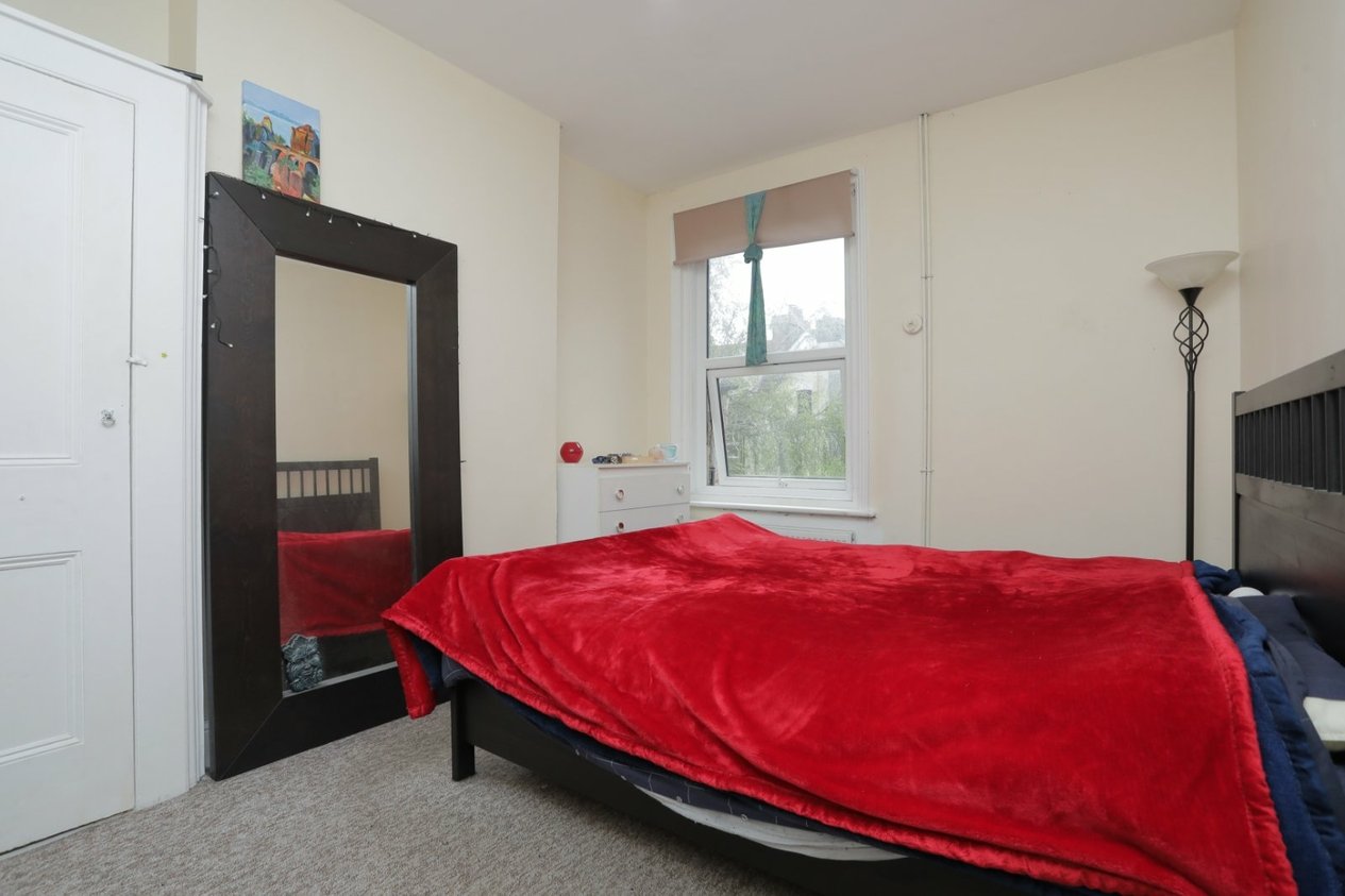 Properties For Sale in Radnor Park Crescent Folkestone