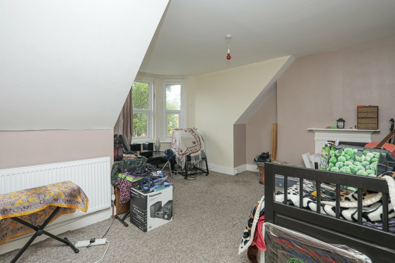 Properties For Sale in Radnor Park Crescent Folkestone