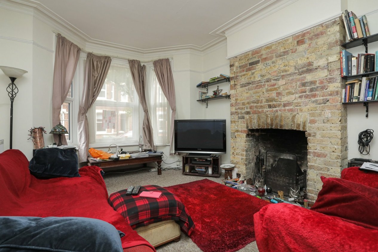 Properties For Sale in Radnor Park Crescent Folkestone