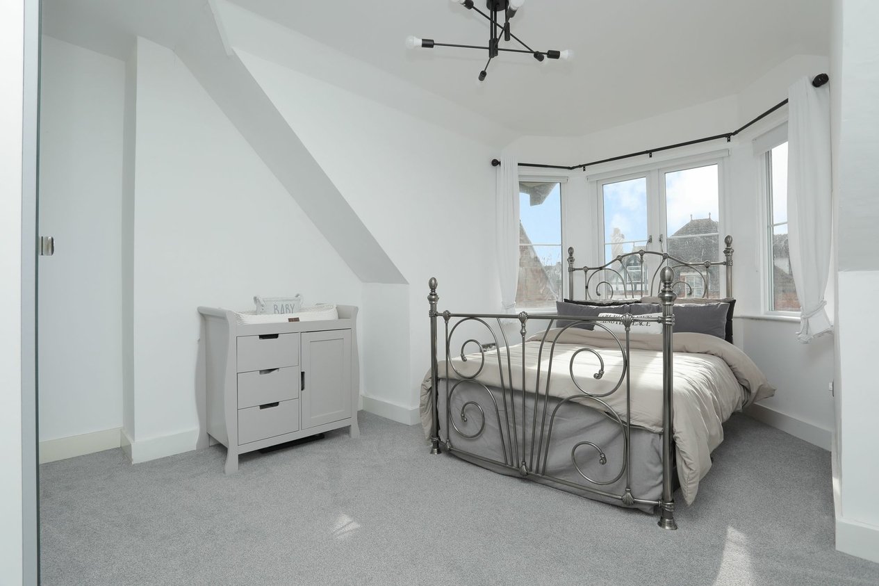 Properties For Sale in Radnor Park Road  Folkestone