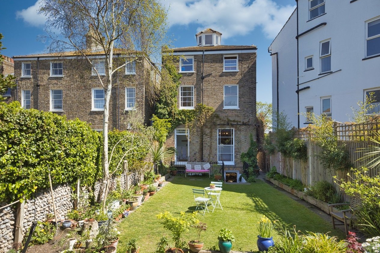 Properties For Sale in Ramsgate Road Broadstairs