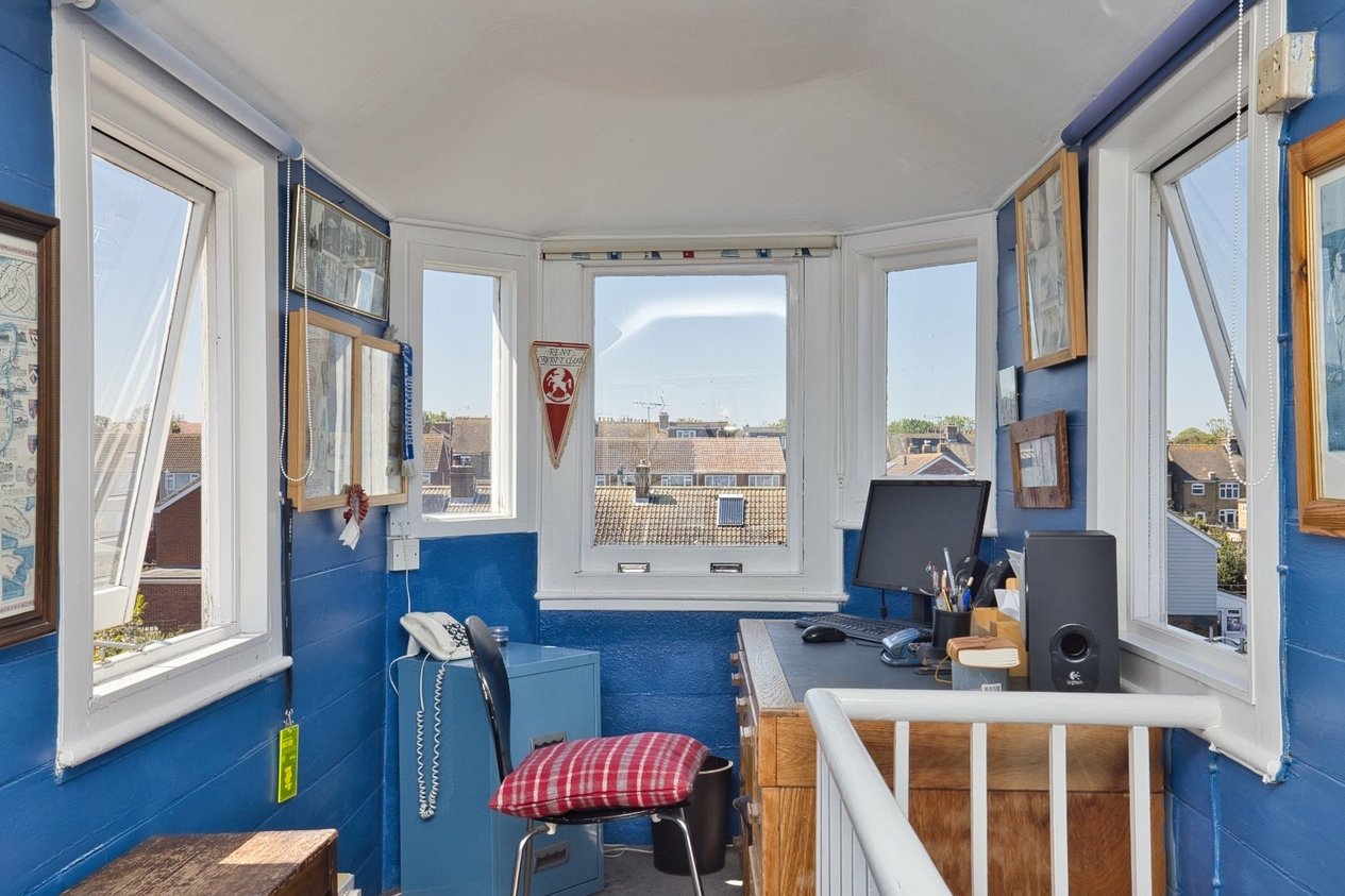 Properties For Sale in Ramsgate Road Broadstairs