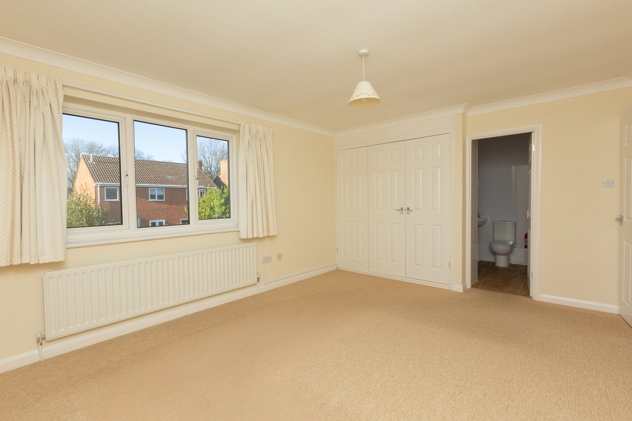 Properties Under Offer in Ramsgate Road Broadstairs