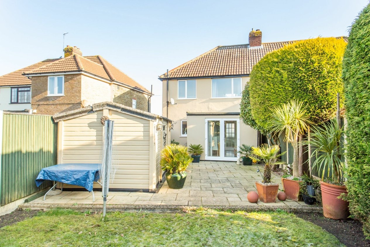 Properties Sold Subject To Contract in Ratling Road  Aylesham