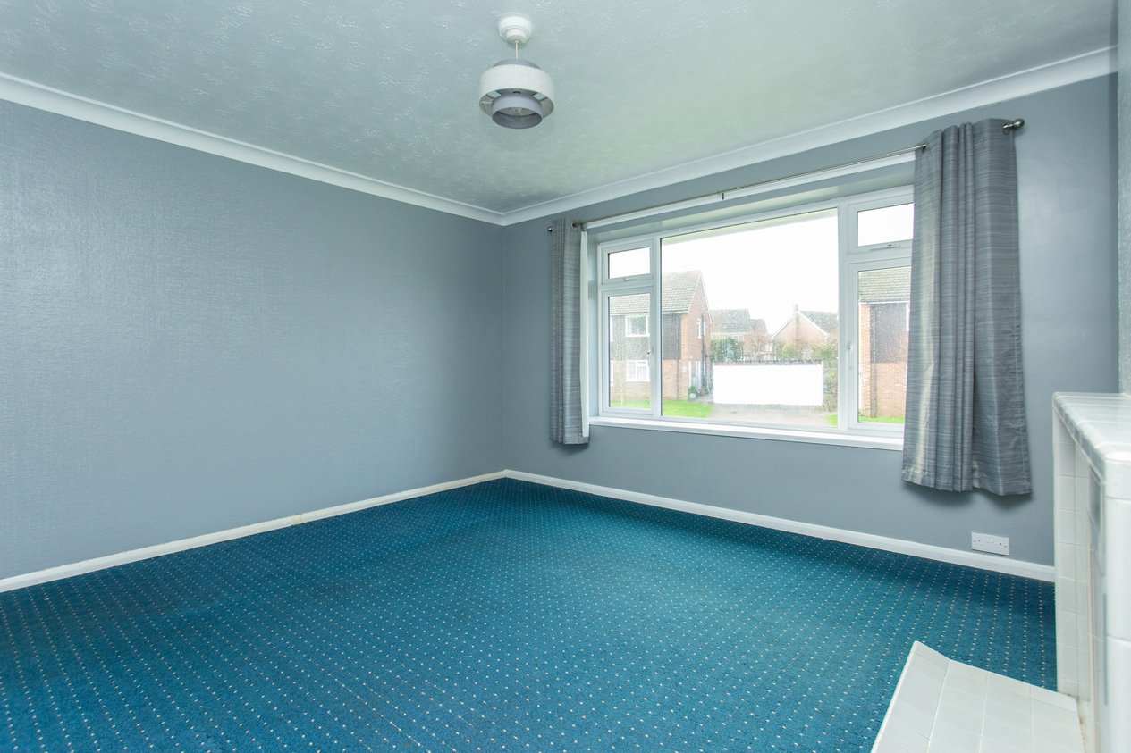 Properties Under Offer in Raymond Avenue Canterbury