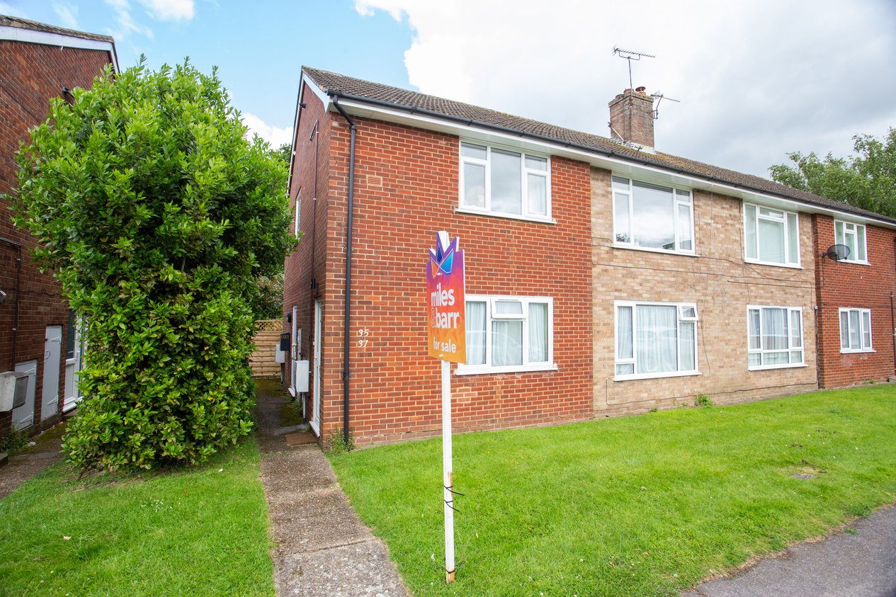 Properties Under Offer in Raymond Avenue Canterbury