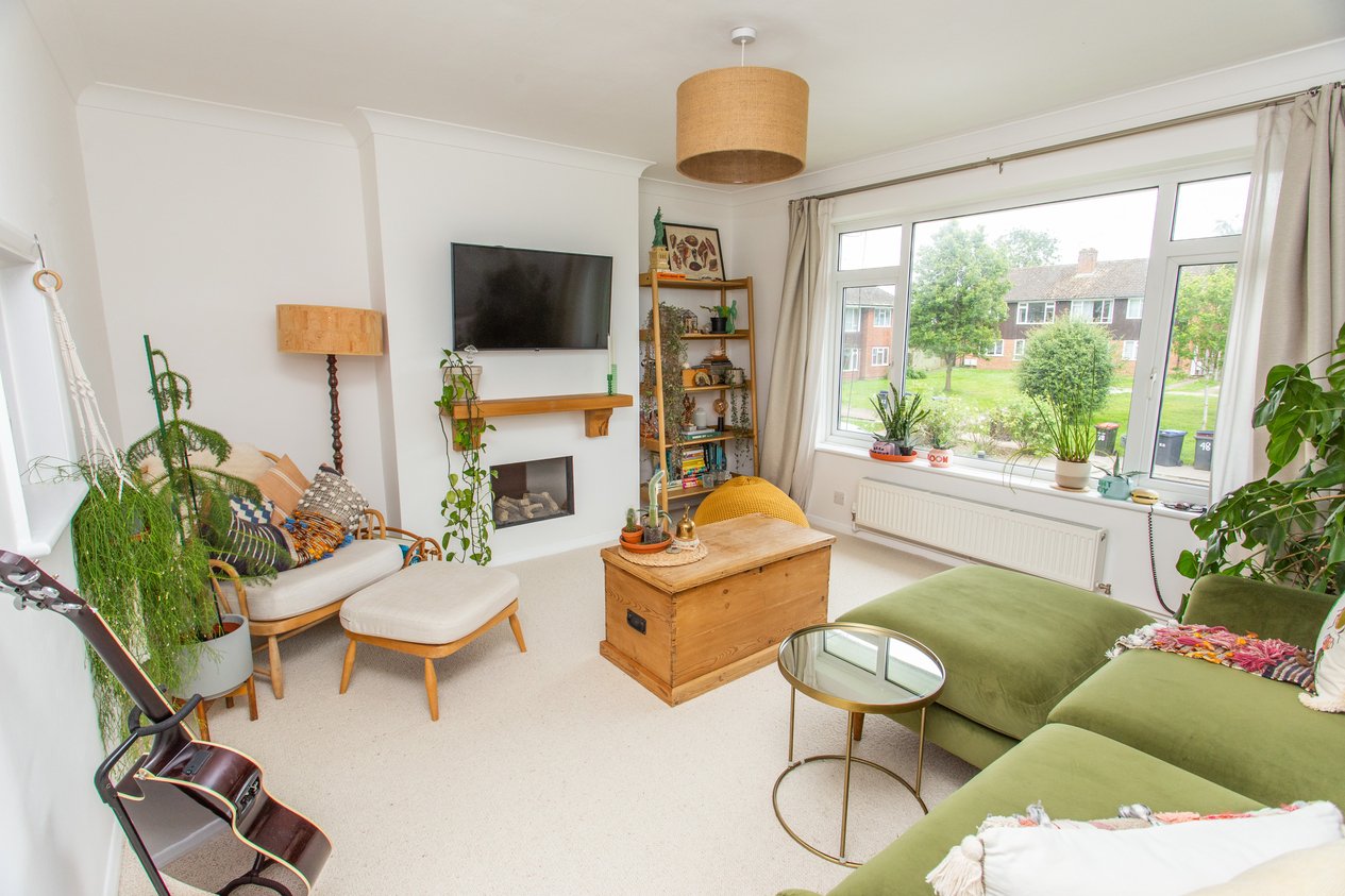 Properties Under Offer in Raymond Avenue Canterbury