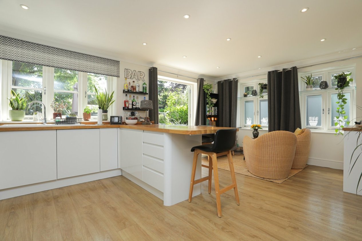 Properties For Sale in Reading Street Broadstairs