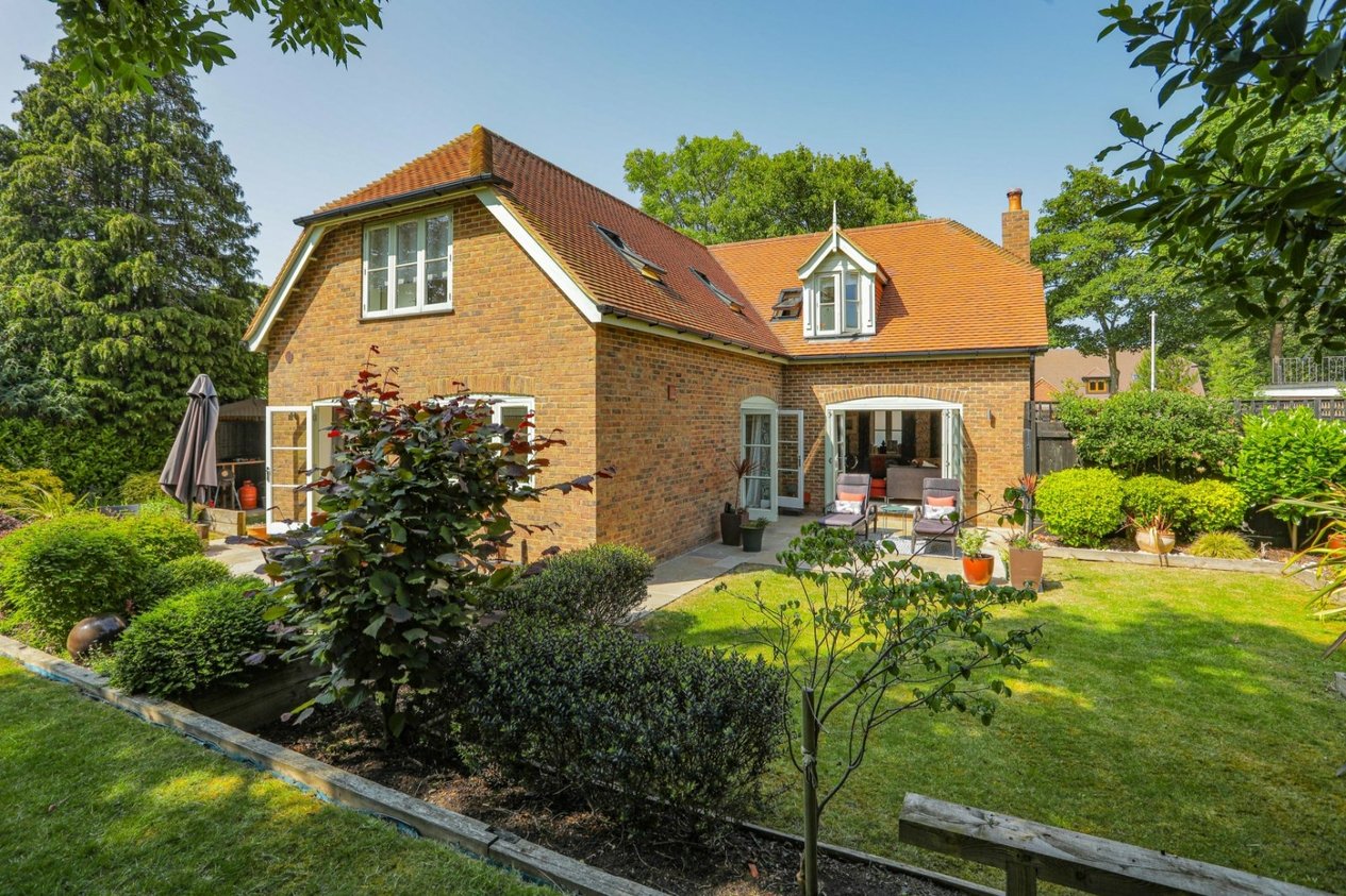 Properties For Sale in Reading Street Broadstairs