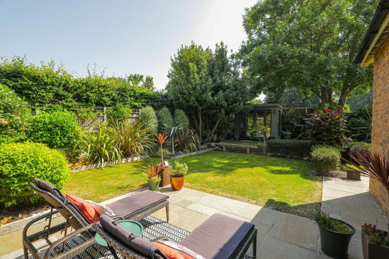 Properties For Sale in Reading Street Broadstairs