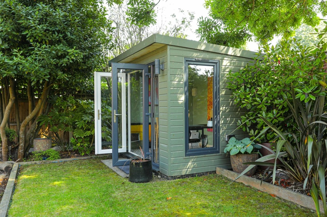 Properties For Sale in Reading Street Broadstairs