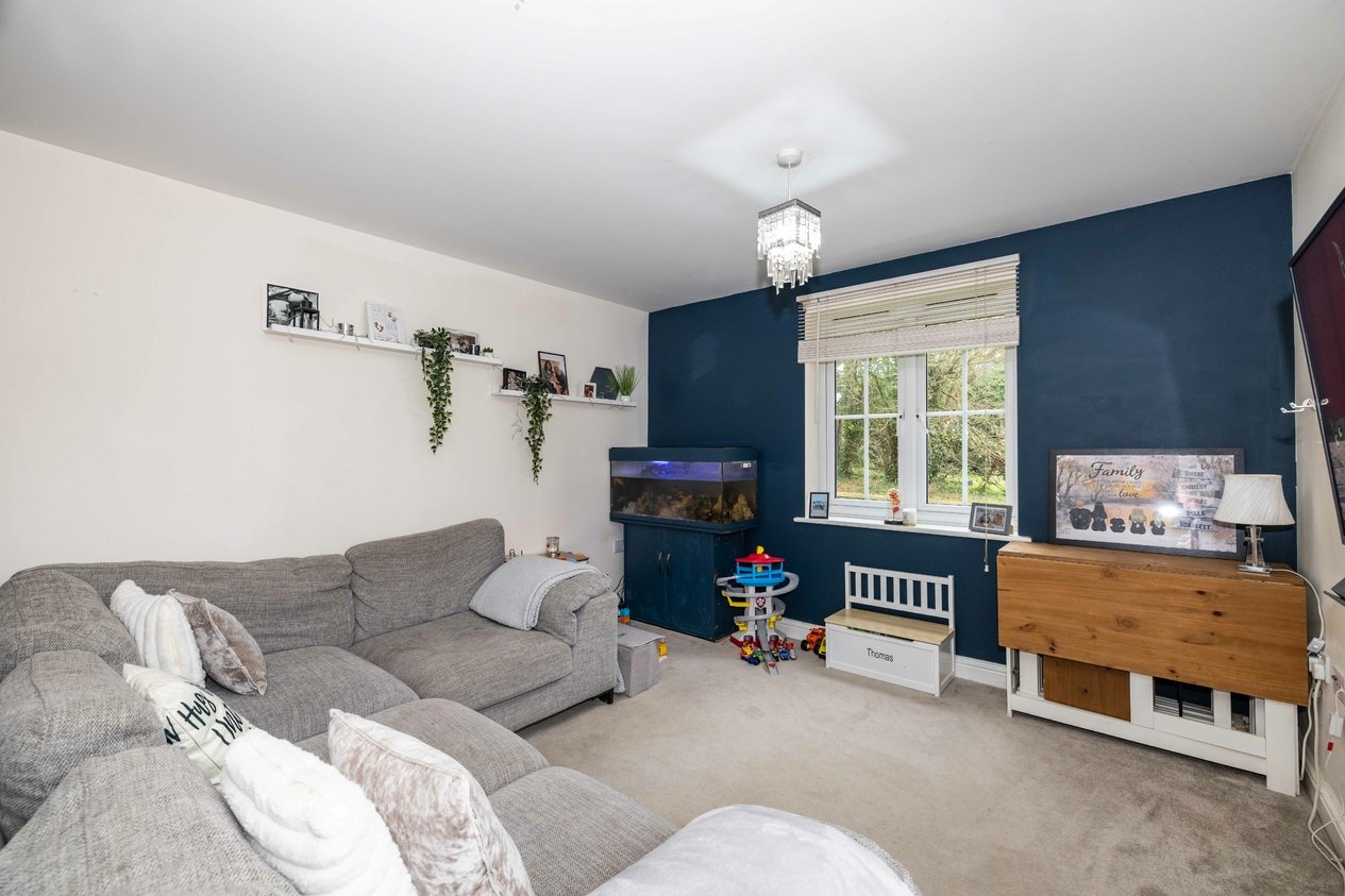 Properties For Sale in Realmwood Close Canterbury