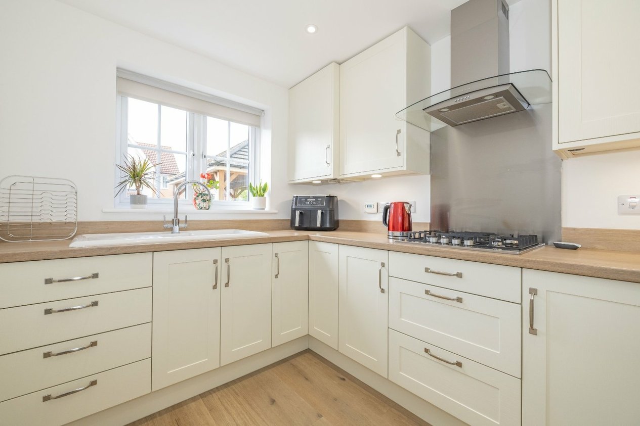 Properties For Sale in Realmwood Close Canterbury