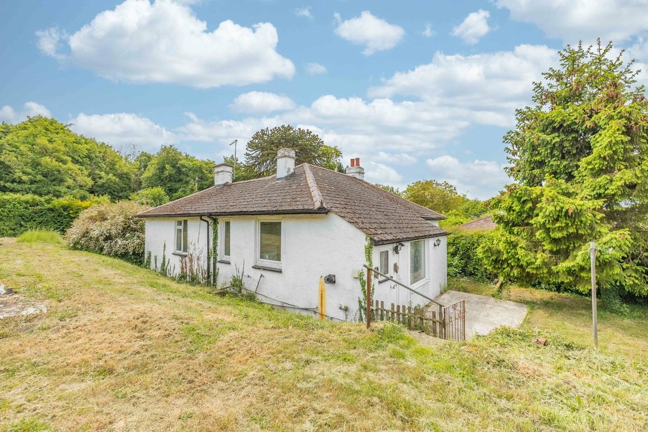 Properties For Sale in Rectory Lane Barham