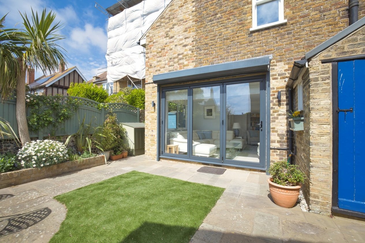 Properties For Sale in Rectory Road Broadstairs