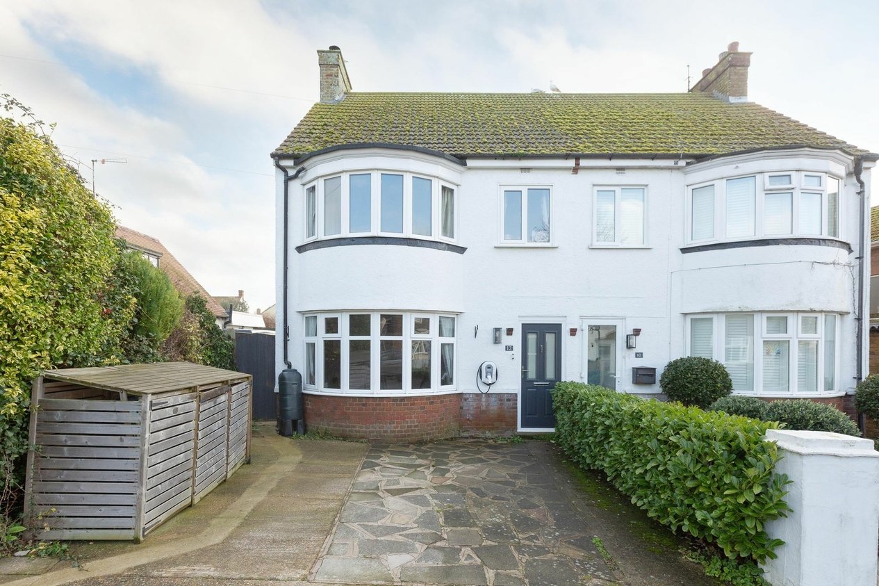 Properties For Sale in Reculver Avenue  Birchington