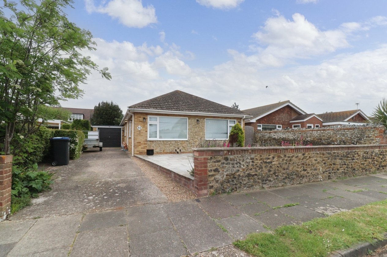 Properties For Sale in Reculver Avenue, Birchington
